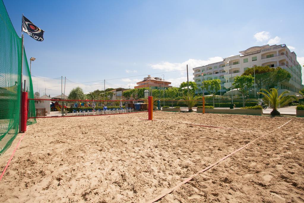 Grand Hotel Don Juan Giulianova Exterior photo